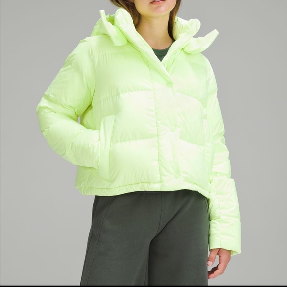 Lululemon Wunder Puff- size 10 - Picture 1 of 5
